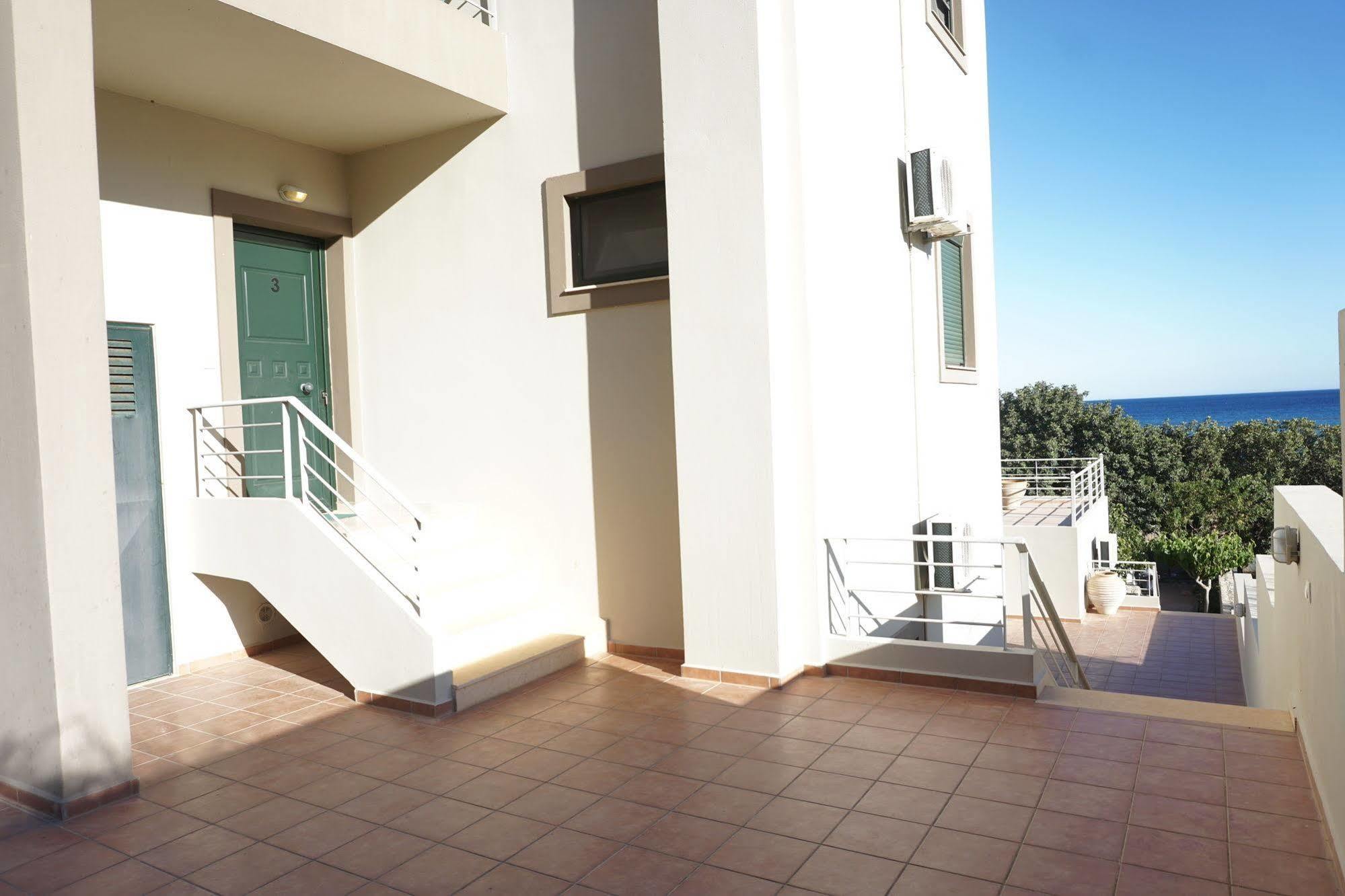 Portela Apartments Kampoula Keratókambos Buitenkant foto