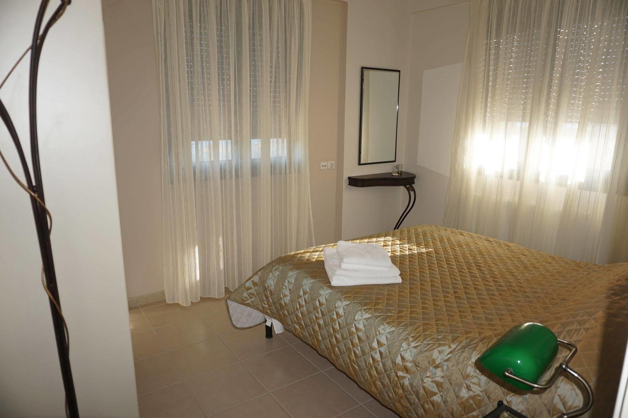 Portela Apartments Kampoula Keratókambos Buitenkant foto