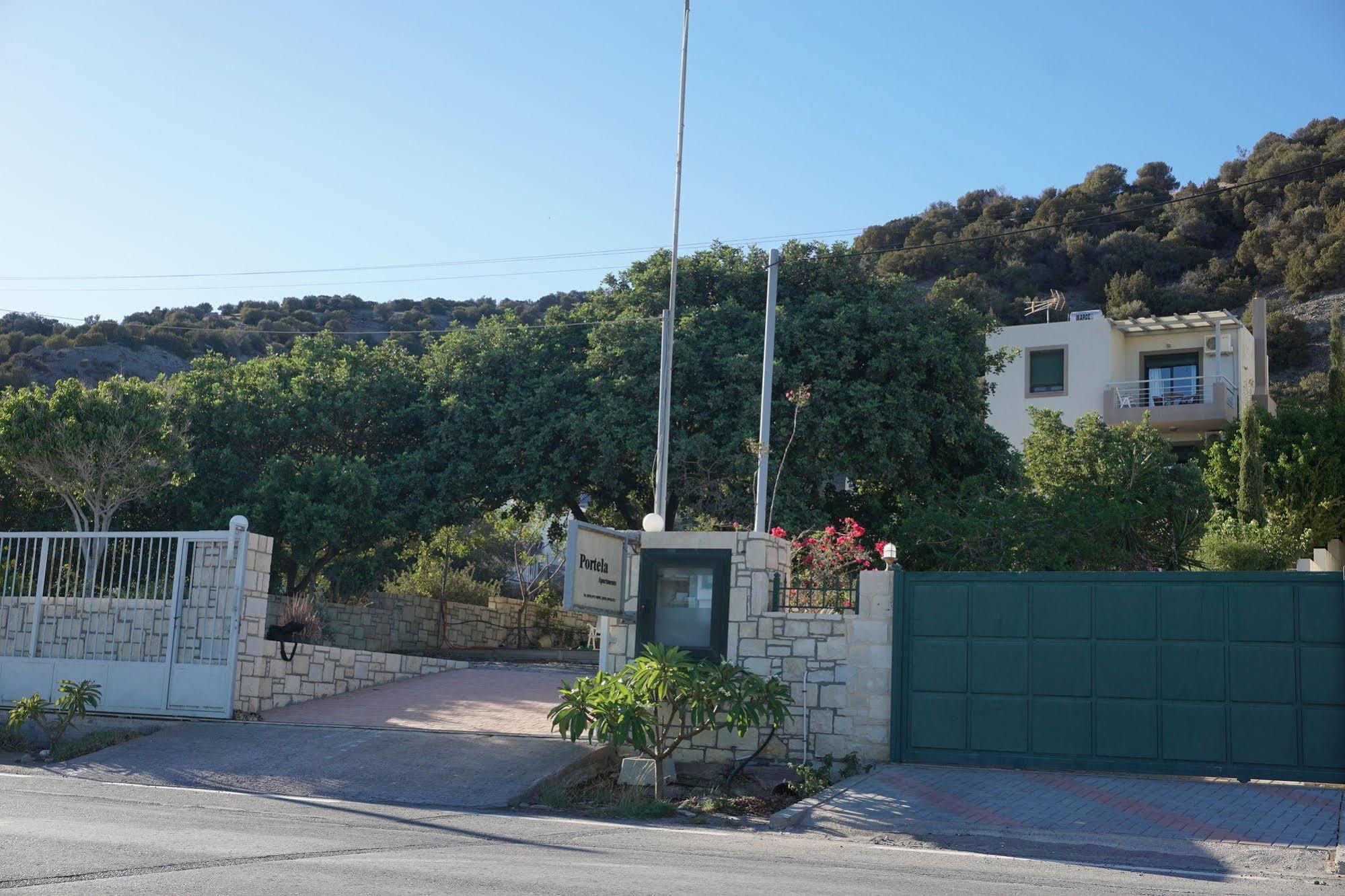 Portela Apartments Kampoula Keratókambos Buitenkant foto